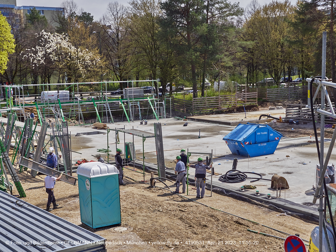21.04.2023 - Luft- und Ebenenfotos vom Haus für Kinder in der Quiddestraße in Neuperlach